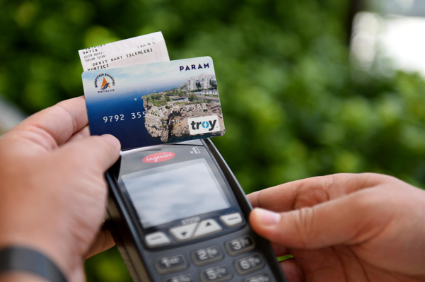 Çevreci Komşu Kart projesiyle atıklar toplanmaya devam ediyor