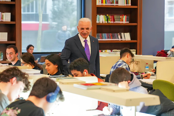 Ümraniye’den YKS adaylarına sınav ücreti desteği