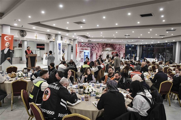Moto kuryeler Ankara’da iftar programında buluştu