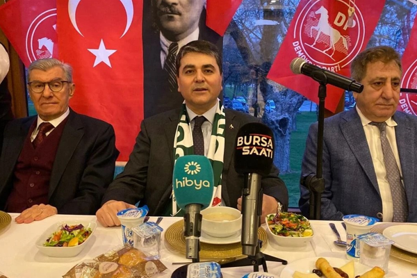 Uysal: Bugün yapılan siyasetten hayır gelmez