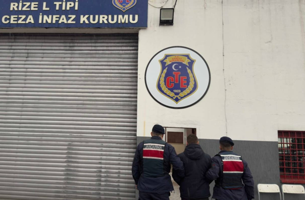 Rize’de 12 yıl 6 ay hapis cezası bulunan şahıs yakalandı