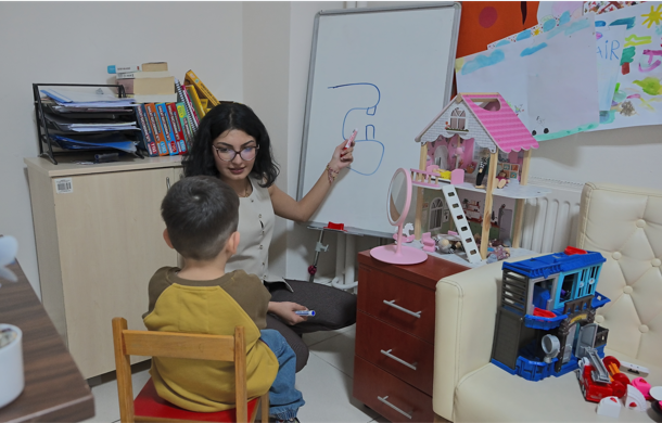 Manisa’da konuşma ve dil terapisi desteği başlatıldı