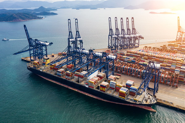 Çin’in dış ticareti yılın ilk iki ayında yüzde 18.3 arttı