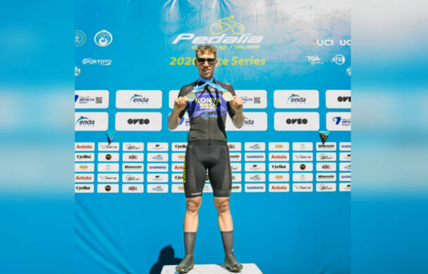 Konya Büyükşehir Belediyesporlu sporcu Tarakçı’dan çifte şampiyonluk