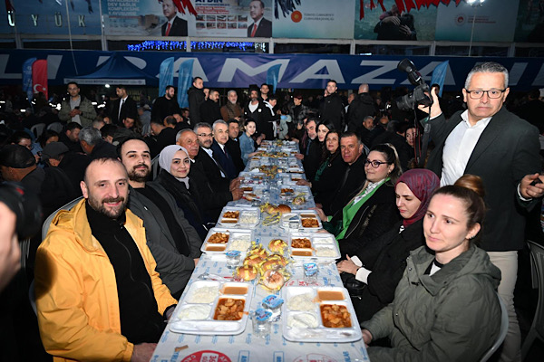 Başkan Çerçioğlu, Büyükşehir ve ASKİ personeliyle iftar sofrasında buluştu