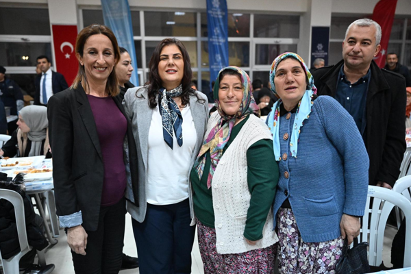 Başkan Çerçioğlu, iftarda vatandaşlarla bir araya geldi