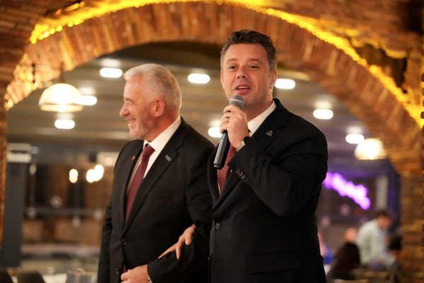 Başkan Sarıkurt, iş dünyasıyla iftarda bir araya geldi