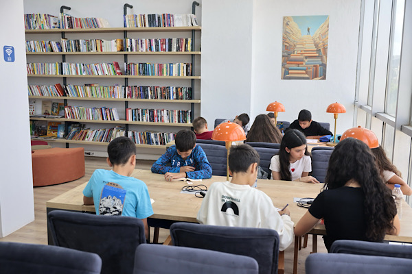 Konak’ın Cumhuriyet Kütüphaneleri bir yılda 5 bin üyeye ulaştı