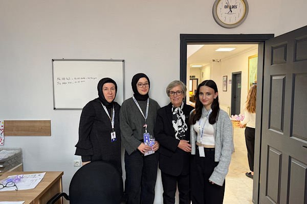 Sapanca’da kadın çalışanların 8 Mart günü kutlandı