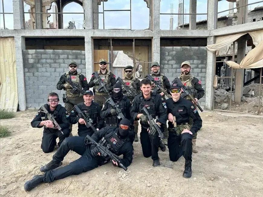 Türk takımı Merküt, Abu Dabi'de dünya üçüncüsü olarak tarih yazdı