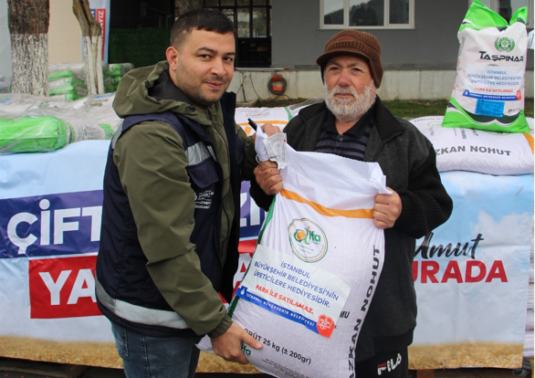 İBB’den çiftçiye tohum ve hasat makinesi desteği