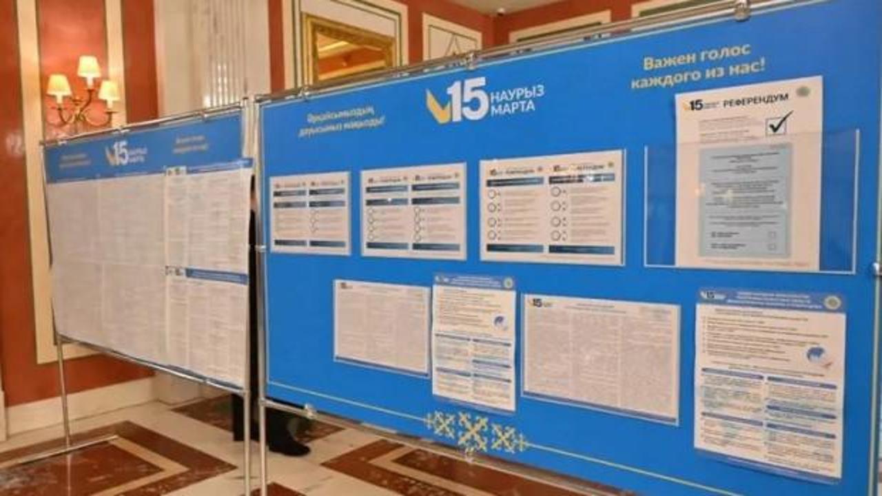 Kazakistan yeni anayasa için sandık başında