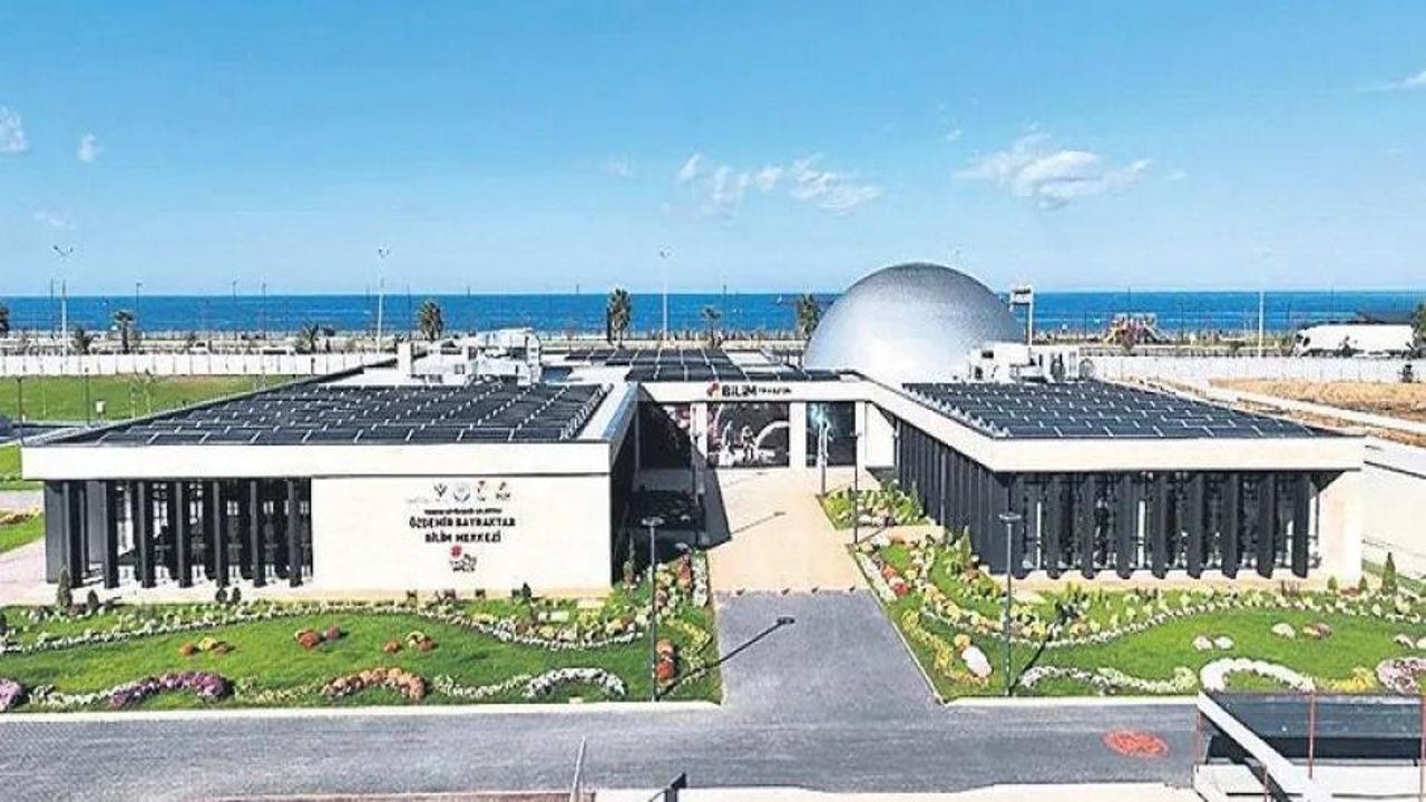 Milli Teknoloji Hamlesi’nde yeni durak: Selçuk Bayraktar yeni hedefi yerinde inceledi!