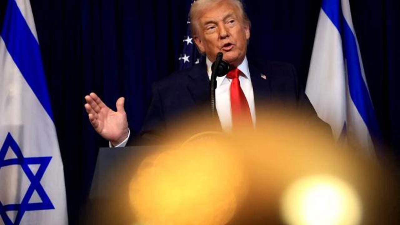 Trump’tan bomba açıklama: İsrail’i yeryüzünden silip süpürürlerdi