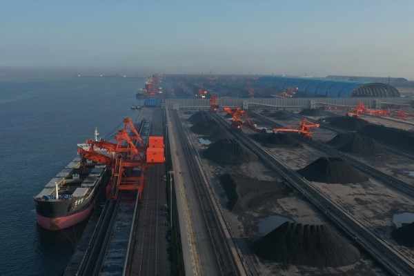 Jeopolitik riskler ve şirket bilançoları piyasaların odağında