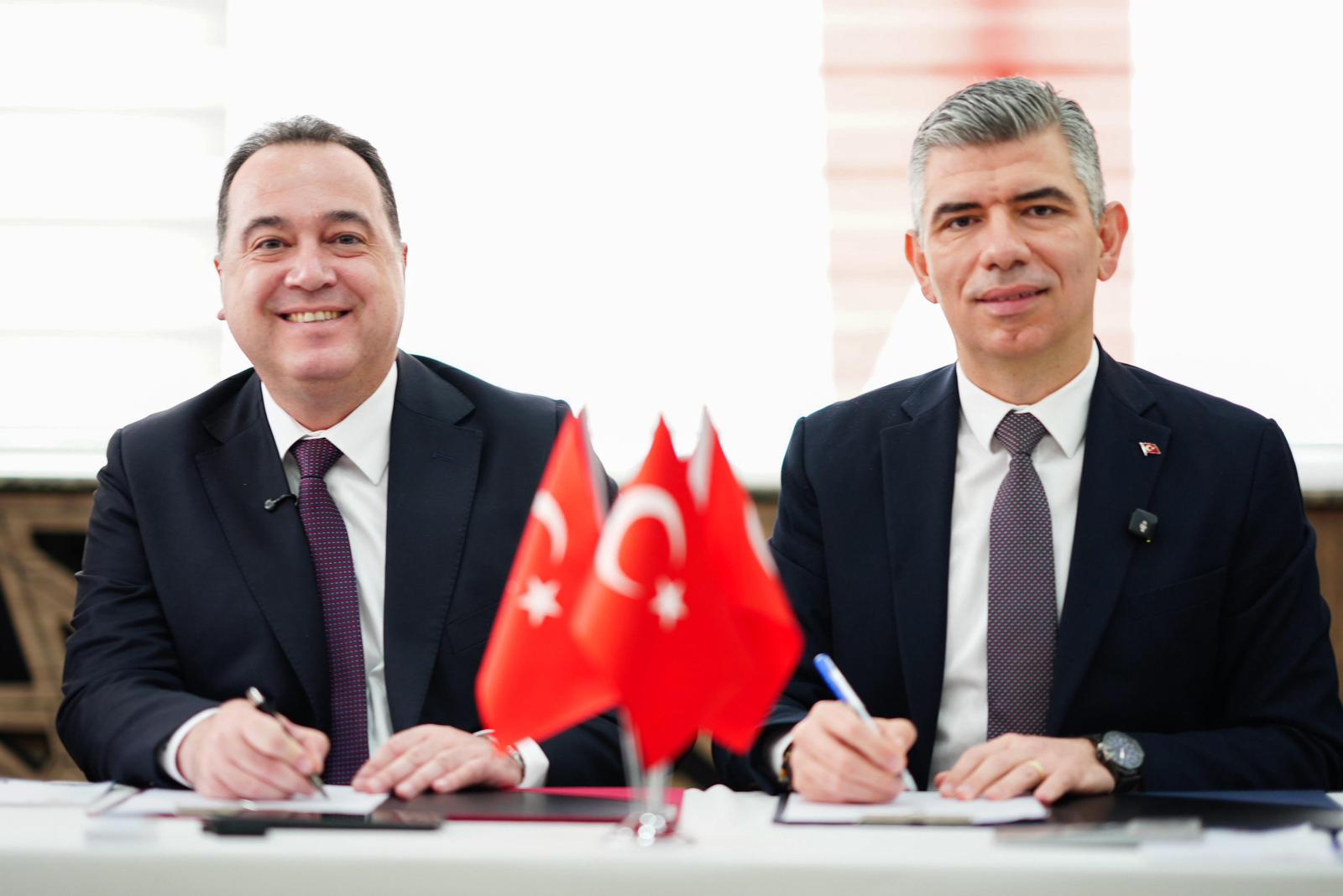 Soma’da doğalgaza geçiş başlatıldı