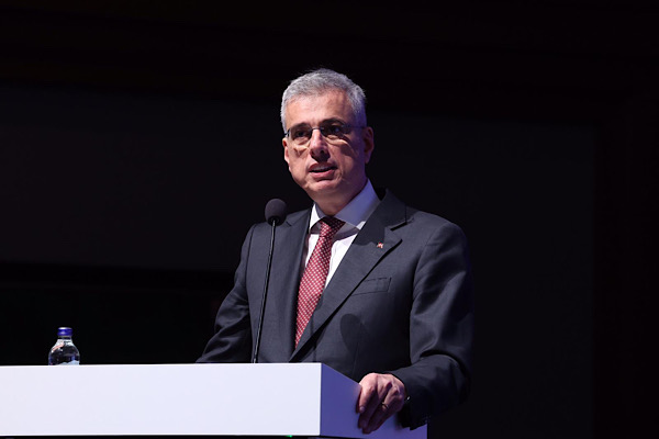 Memişoğlu, GÖKBEY hava ambulansı programına katıldı