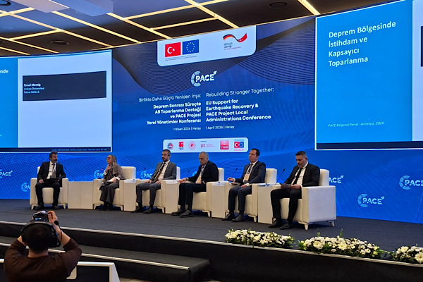 Hatay’da deprem sonrası ekonomi paneli düzenlendi