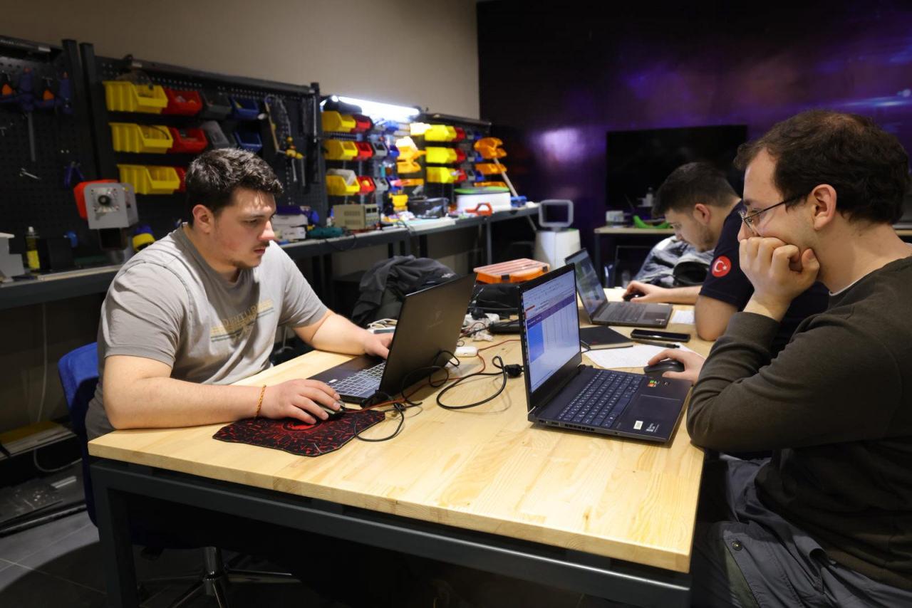 Ümraniye Bilim Merkezi TUA Astro Hackathon’a ev sahipliği yaptı