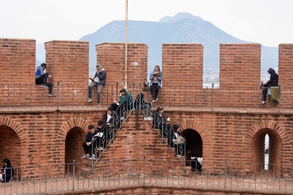 Kızılkule’nin 800. Yılında 800 kişilik kitap okuma etkinliği gerçekleştirildi