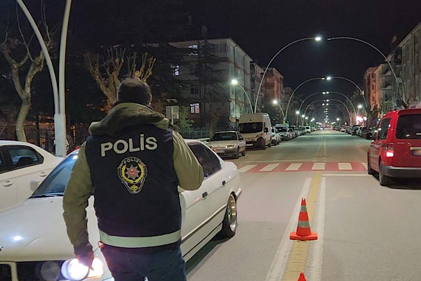 Karaman’da 13 aranan şahıs yakalandı