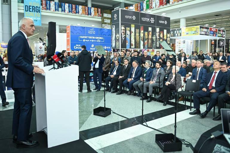 Bakan Ersoy: 1.300 halk kütüphanesiyle 800 bin metrekareye ulaşarak rekor kırdık