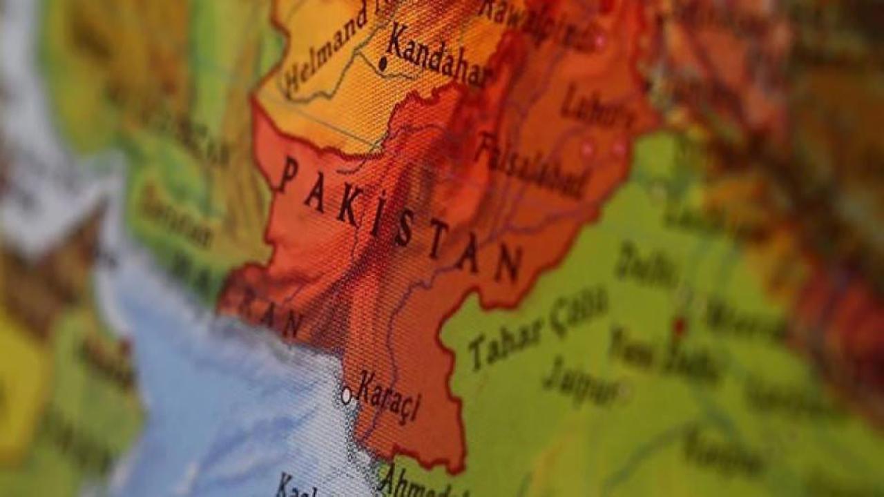 Orta Doğu’daki savaş, Pakistan’da benzin fiyatlarını vurdu! Yüzde 54 arttı