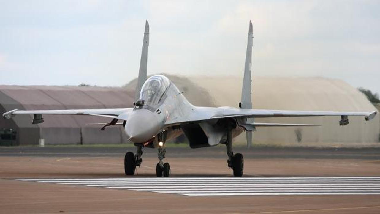 Moskova’dan flaş açıklama: Rus savaş uçağı Kırım’da düştü!