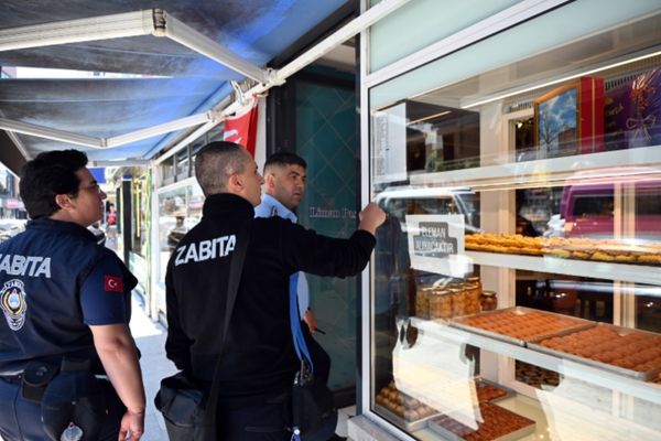 Yalova’da bayram öncesi kasap ve tatlıcı denetimleri yapıldı