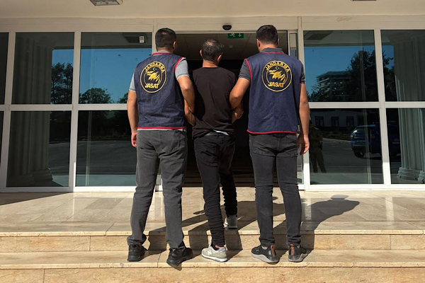 Şanlıurfa’da jandarmadan operasyon: Aranan 3 hükümlü yakalandı