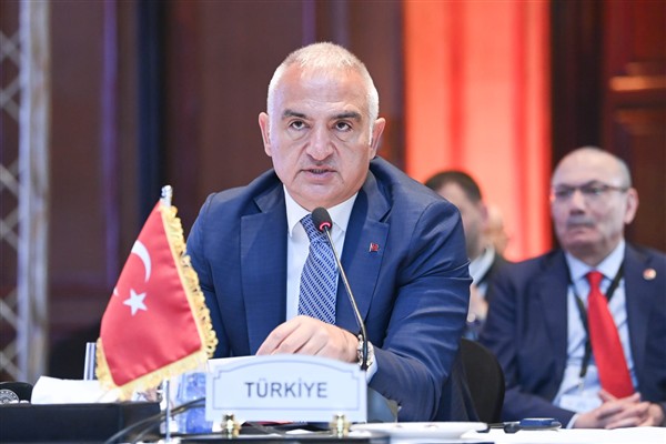 Bakan Ersoy, 8. Etnospor Kültür Festivali’nin açılışına katıldı