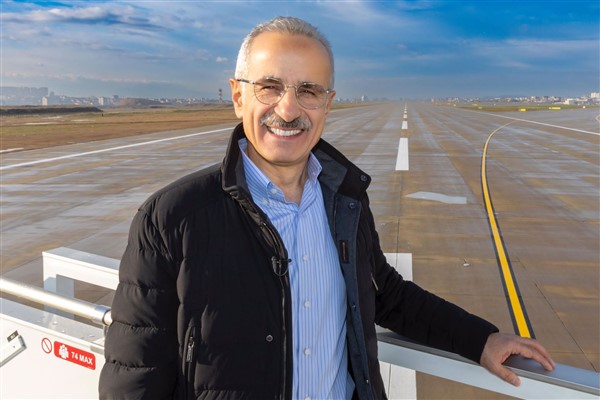 Uraloğlu: Ülkemizi geleceğe taşımayı sürdürüyoruz