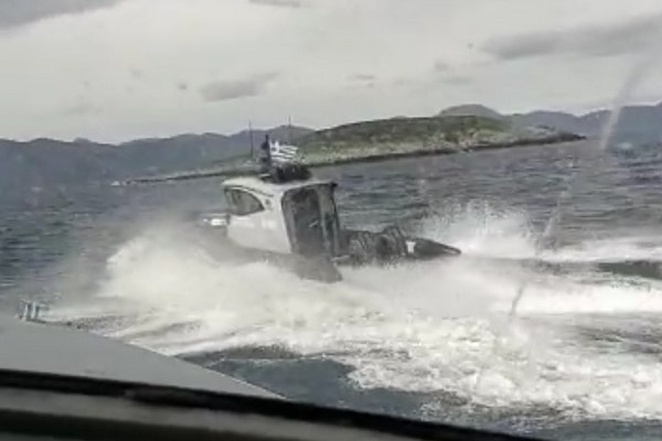 Beylikdüzü açıklarında arızalanan tekne kurtarıldı