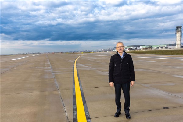 Bakan Uraloğlu: Güçlü yollarla Türkiye’nin kalkınmasına güç katıyoruz