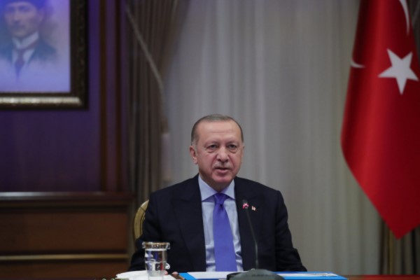 Erdoğan: Tüm ailelerimizin 15 Mayıs Uluslararası Aile Günü’nü tebrik ediyorum