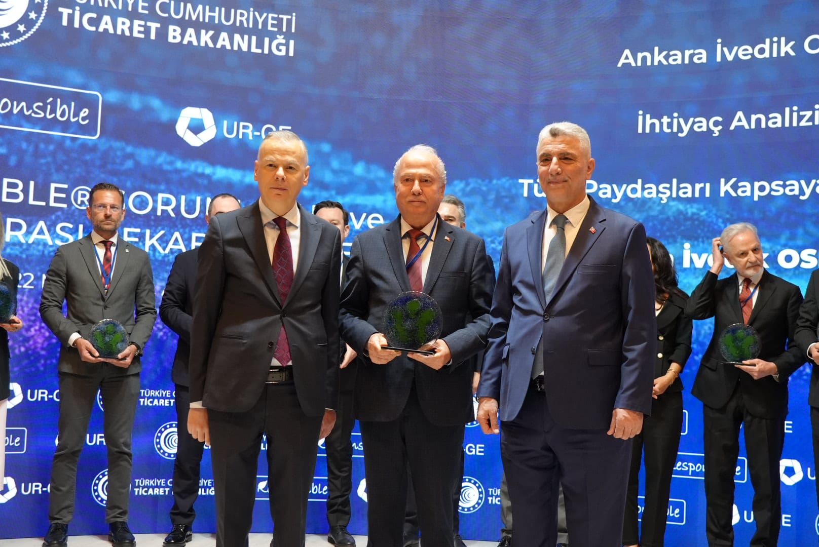 Bakan Bolat, İvedik OSB’nin Medikal UR-GE Çalışmasını Takdir Etti