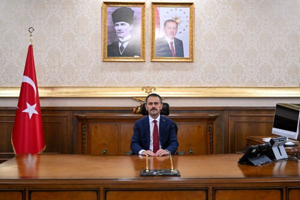 Kocaeli Valisi Aktaş: Hiçbir sınav sizin değerinizi tam olarak ölçemez