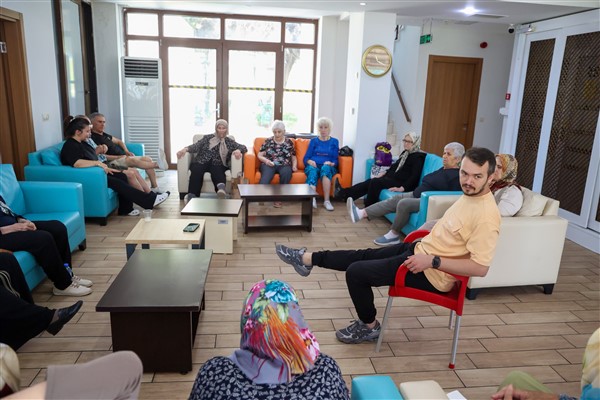 Antalya’da alzheimer hastalarına ve yakınlarına destek merkezi hizmet veriyor