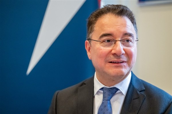 Babacan, Ücretli Öğretmenler Dayanışma Derneği’ni ağırladı