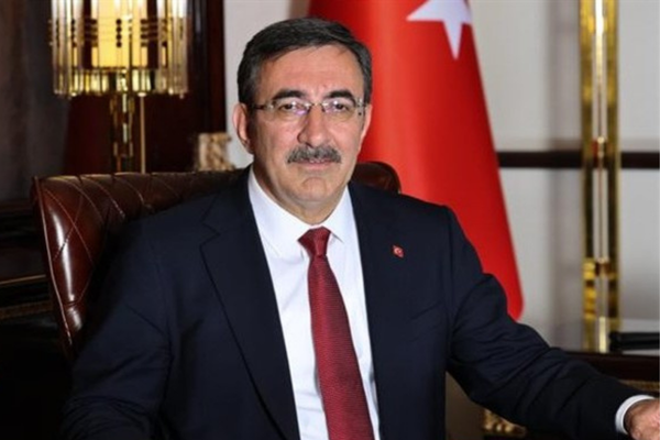 Cumhurbaşkanı Yardımcısı Yılmaz, Uluslararası Öğrenciler Mezuniyet Töreni’ne katıldı