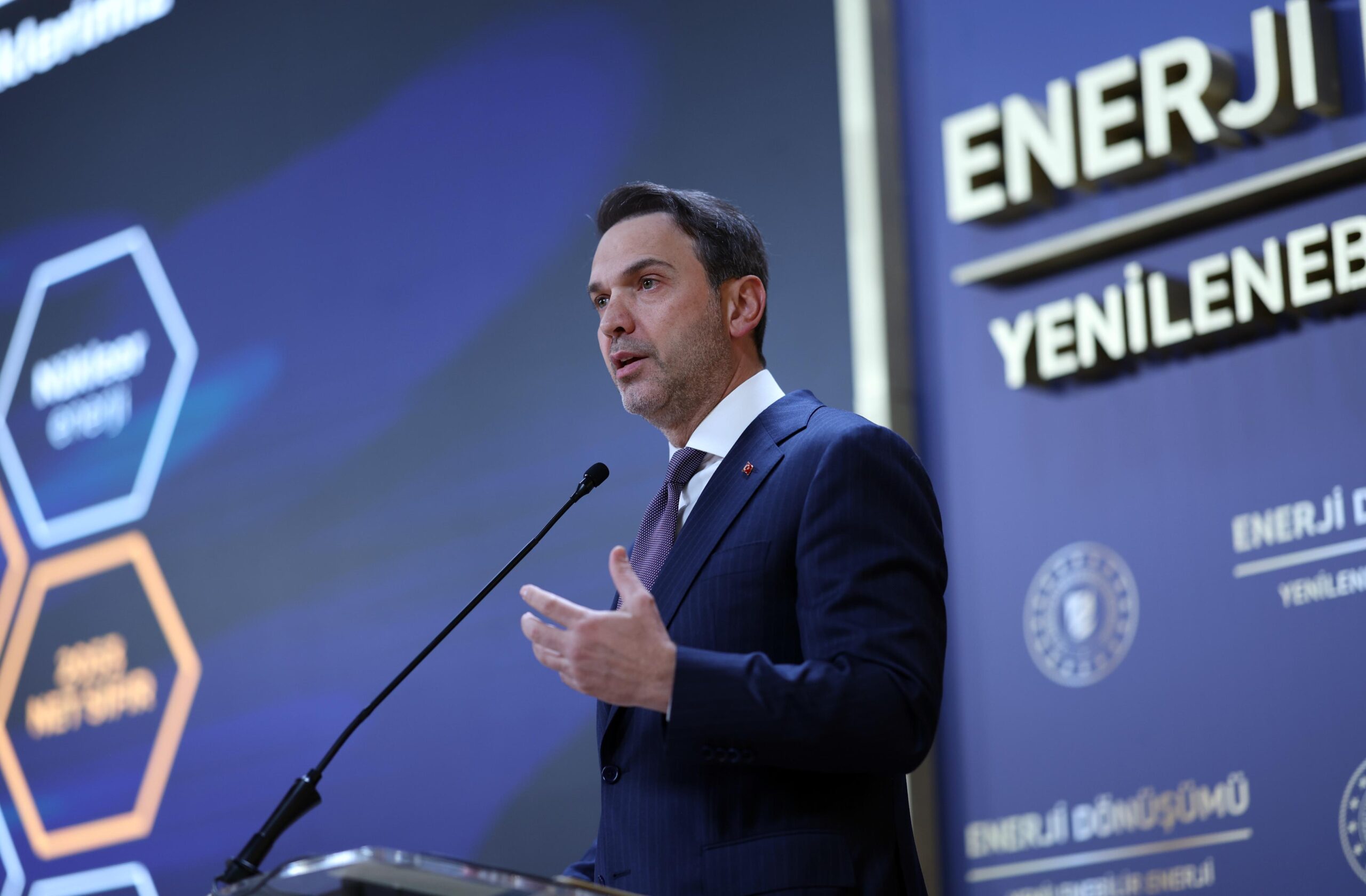 Bayraktar, Sıfır Atık Festivali’nde enerji dönüşümünü vurguladı