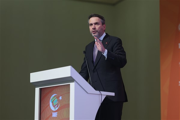 Bayraktar: Türk Kızılay iyiliğin ve insanlık onurunun en güçlü teminatıdır