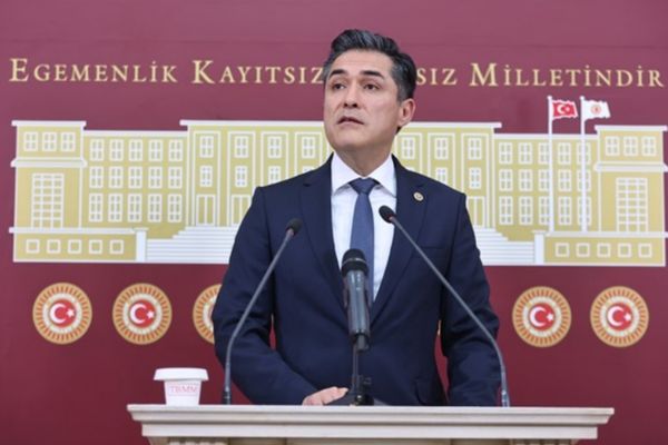 Kavuncu: Türkiye otokrasinin tam içerisine girmiştir