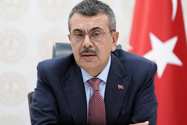 Bakan Tekin’den öğretmenlere “verimli çalışma dönemi” temennisi