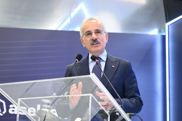 Bakan Uraloğlu, Memur-Sen ve bağlı sendikaların genel başkanlarını ağırladı