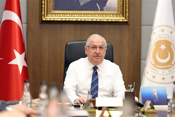 Güler, Mısır Büyükelçisi El Şeyh ile bir araya geldi