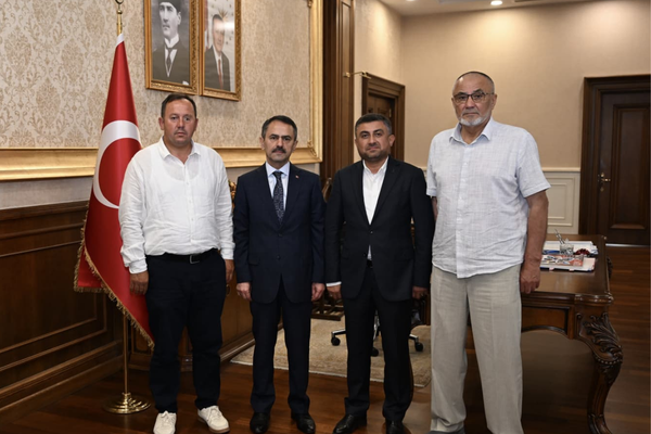 Körfez Cuma Mahallesi’nden Vali Aktaş’a davet