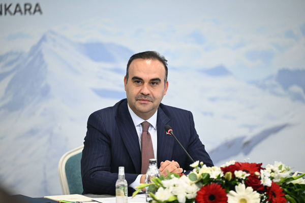 Kacır: Öğrenciler uluslararası olimpiyatlarda madalyalarla döndü