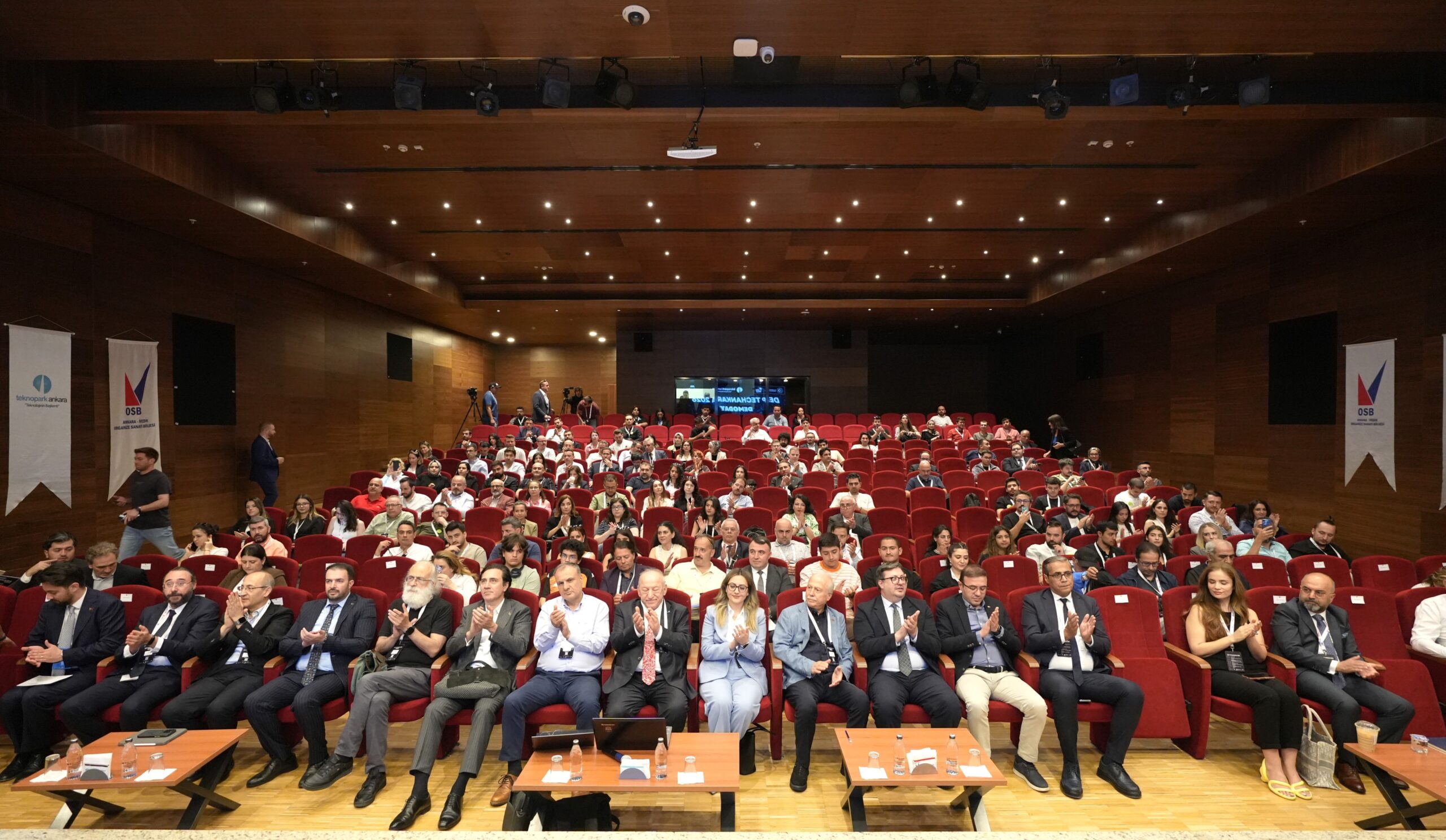 Deep Tech Ankara 2026 Demo Day’de Yapay Zekâ ve Derin Teknoloji Girişimleri Yatırımcılarla Buluştu
