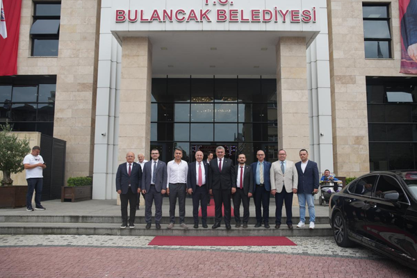 Zafer Partisi Genel Başkanı Özdağ, Bulancak Belediyesi’ni ziyaret etti